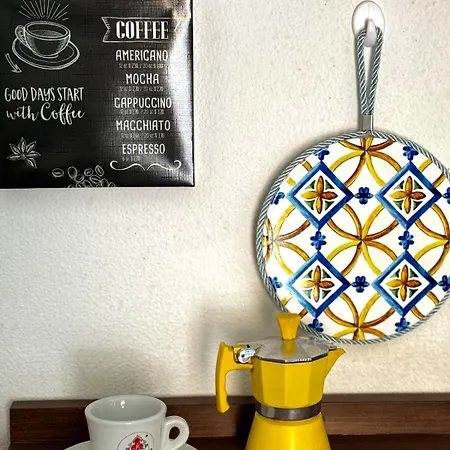 Agata's Vintage Flat Apartment Catania